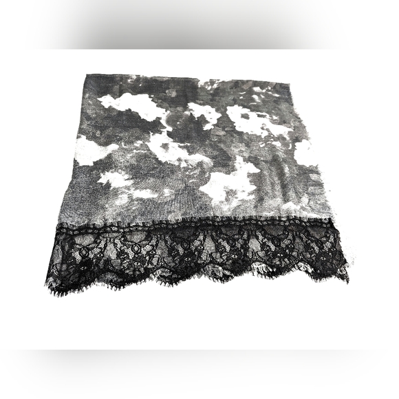 Scarf elegant with lace 49" W x 50" L - Picture 1 of 7